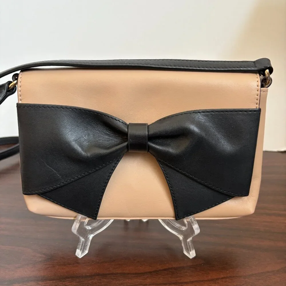 Kate Spade Hanover Street Aster Crossbody Bag Beige Black Bow Tumblr-Era Retro